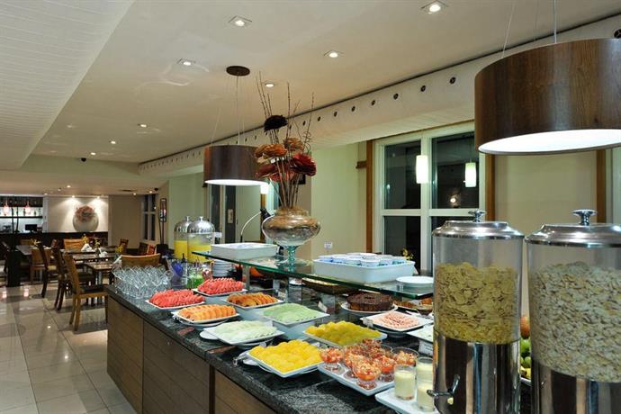 Comfort Suites Alphaville Barueri Compare Deals
