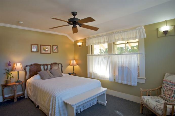 West Kauai Lodging Waimea Compare Deals