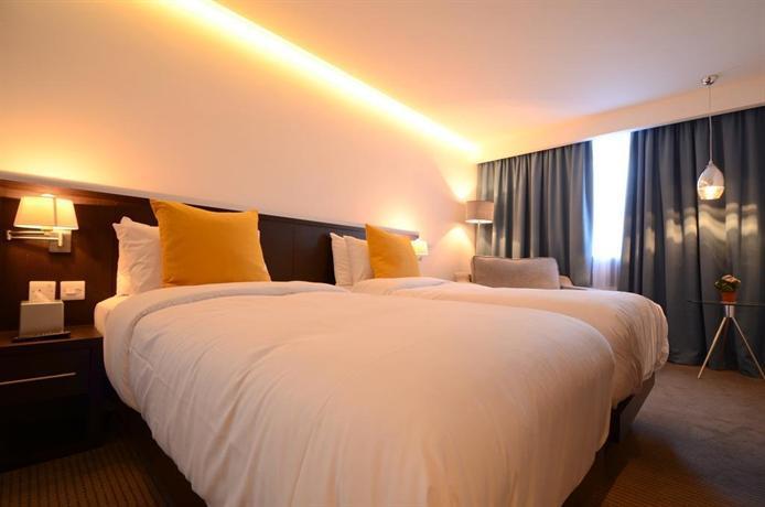Pelican London Hotel And Residence Compare Deals