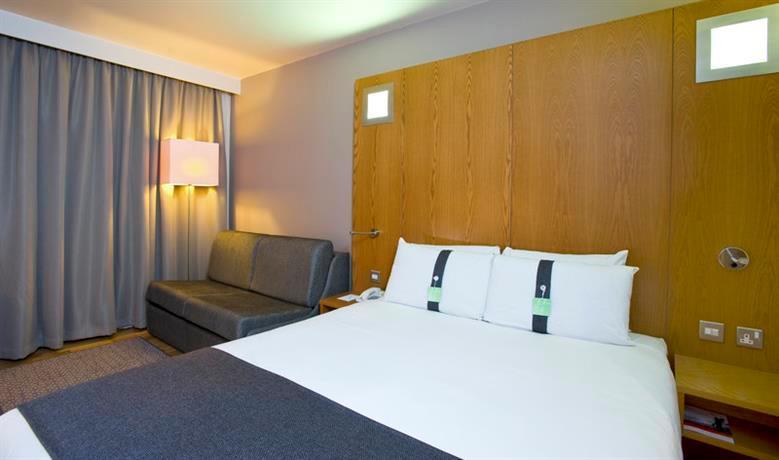 Ramada Encore Hotel West London