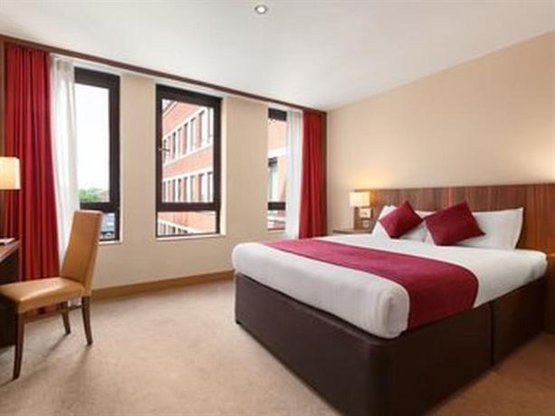 Ramada Hounslow - Heathrow East