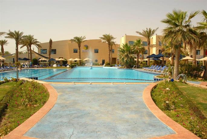 The Palms Beach Hotel & Spa Kuwait City, Salwa - Compare Deals