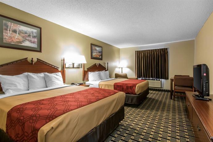 Comfort Inn & Suites Moore