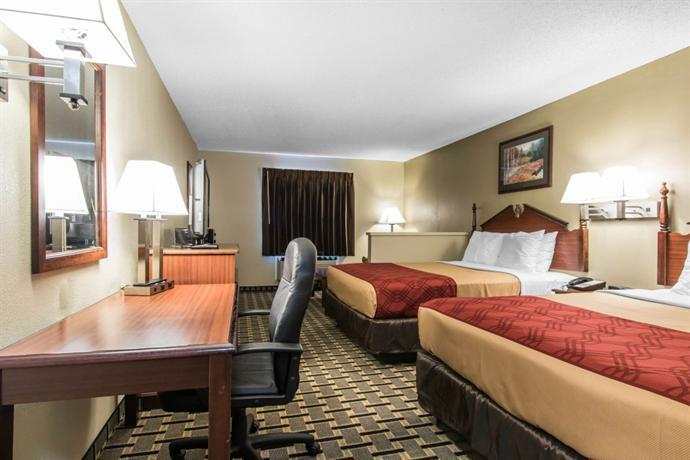 Comfort Inn & Suites Moore