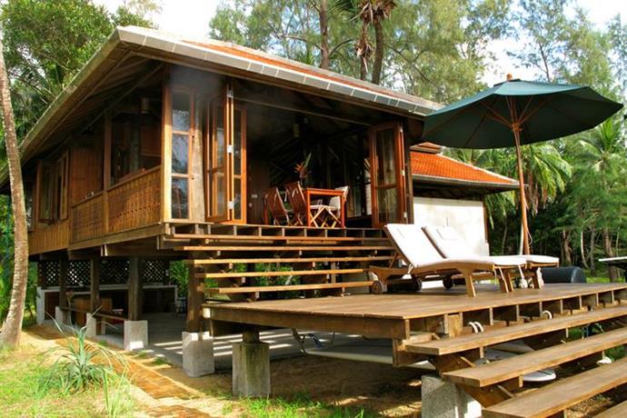 Golden Buddha Beach Resort Khura Buri Compare Deals