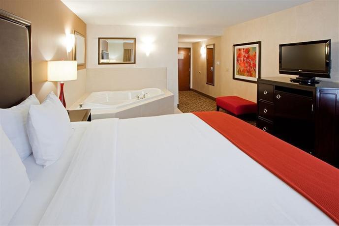 Holiday Inn Express Hotel & Suites West Elkridge