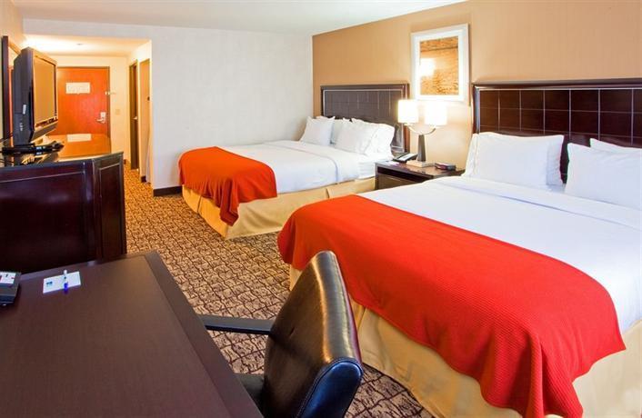 Holiday Inn Express Hotel & Suites West Elkridge