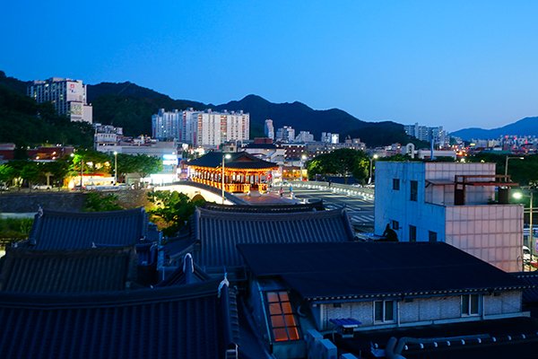 향교첫집 게스트하우스