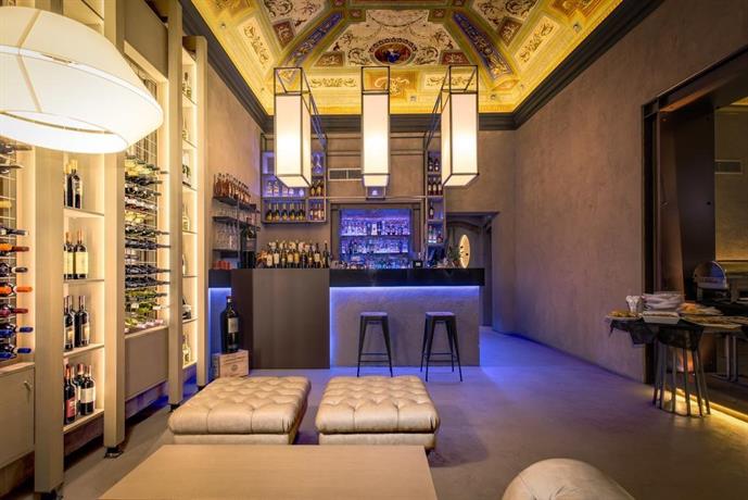 Palazzo alfieri residenza depoca, florence compare deals Palazzo alfieri firenze