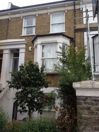 Homestay in Lewisham Central near St Johns Railway Station