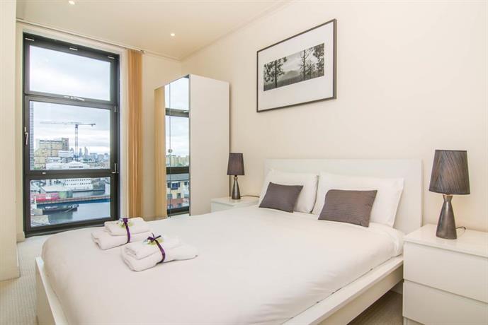 Canary Wharf - Corporate River View Apartments