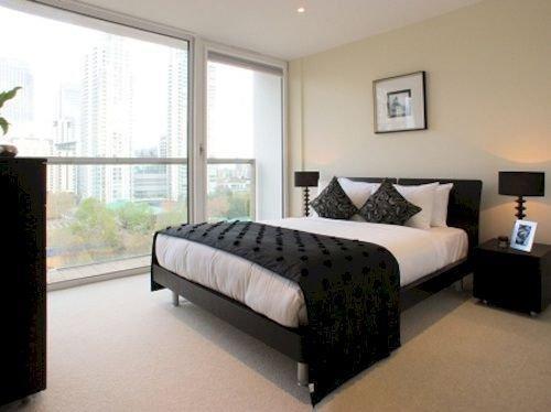 Lanterns Court by BridgeStreet