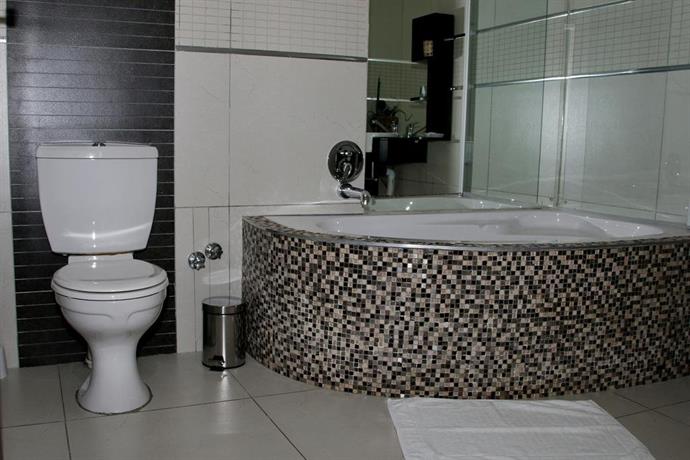 Aalwyns Guesthouse, Vanderbijlpark - Compare Deals Aalwyns Guesthouse, Vanderbijlpark - Compare Deals