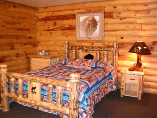 Wolf Den Log Cabins And Rv Park فريدم قارن عروض الأسعار