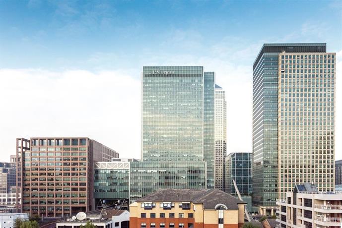 Phoenix Heights Peach Tree