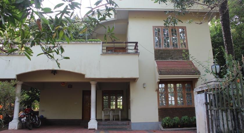 Find Hotel In Kalady Deals And S Findhotel Paradise Hoildays