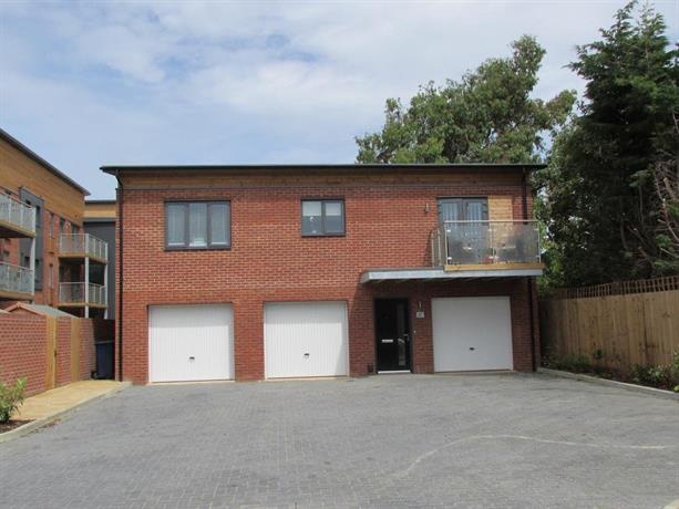 Barnwell Apartment
