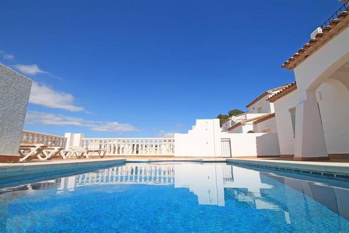 Holiday Home Montgri