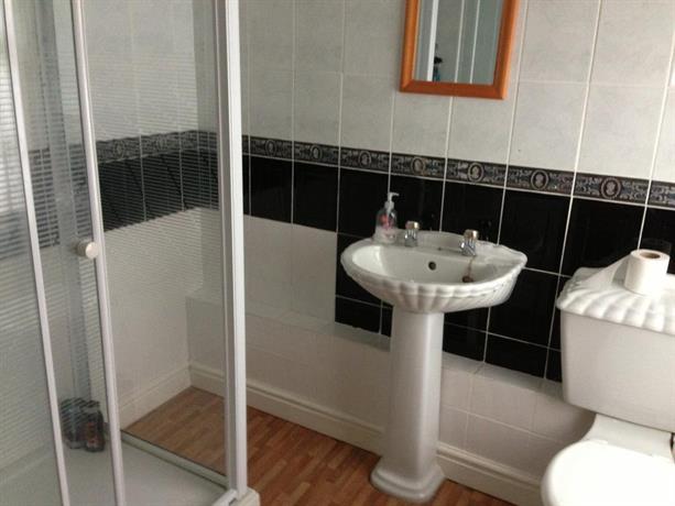 White Horse Tavern, Telford - Compare Deals White Horse Tavern, Telford - Compare Deals