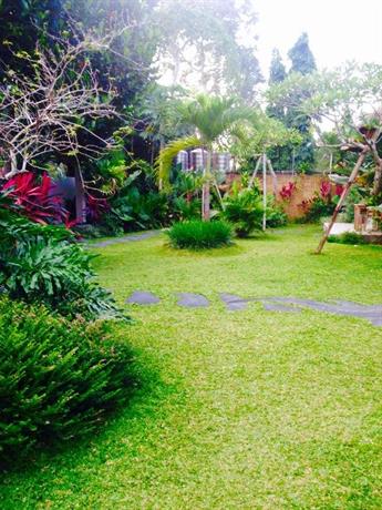 Suka's House Bed & Breakfast, Ubud - Compare Deals