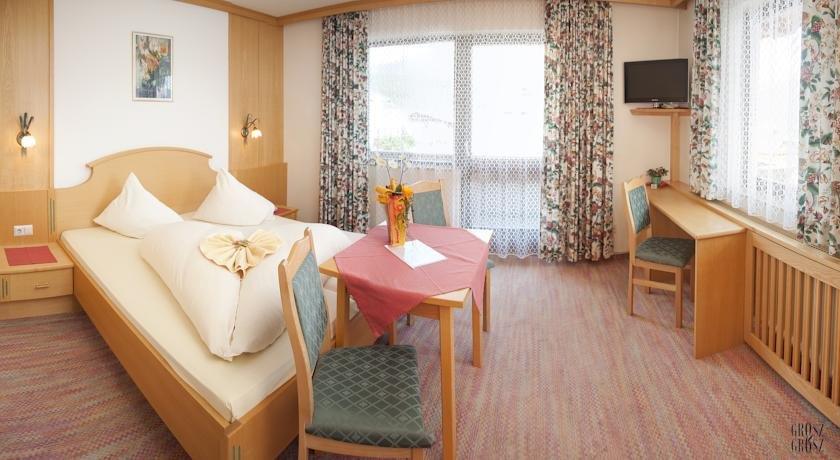 Landhotel Kolb Haus Im Ennstal Compare Deals