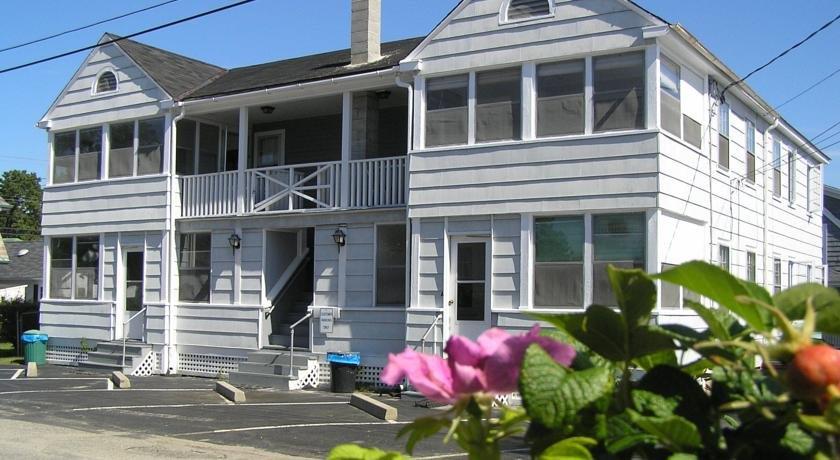 Beach Walk Oceanfront Inn The Best Beaches In World Beach Walk Oceanfront Inn Old Orchard Compare Deals