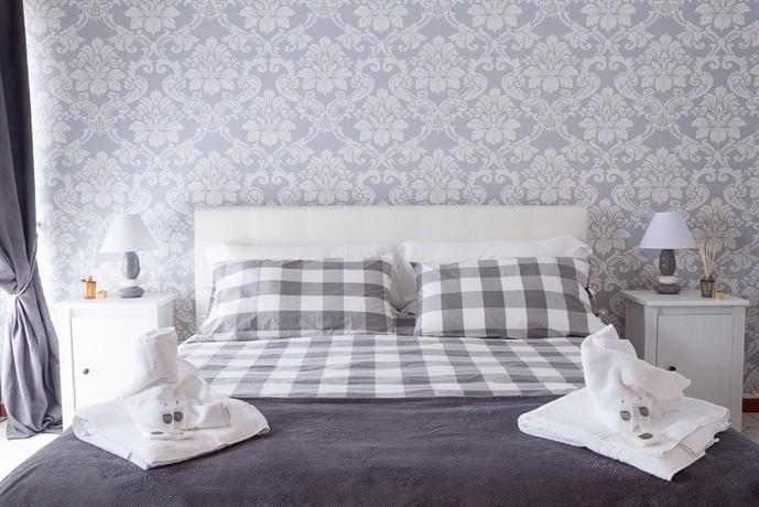 B&B Verona Rooms - Compare Deals B&B Verona Rooms - Compare Deals
