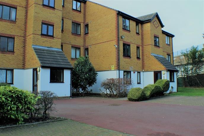 Sun Apartments Stratford