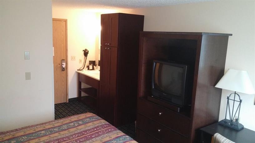 Washington Square Hotel Tigard Compare Deals About Washington Square Hotel Tigard