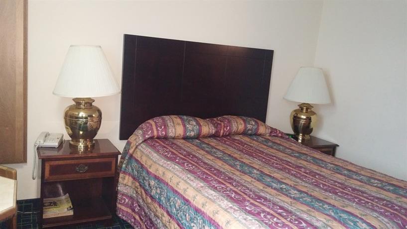 Washington Square Hotel Tigard Compare Deals About Washington Square Hotel Tigard