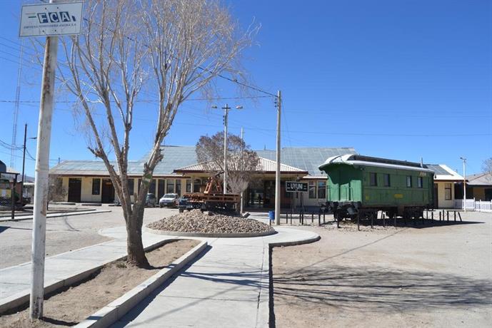 엉클 인 왜건 슬립박스 우유니, Onkel Inn Wagon Sleepbox Uyuni