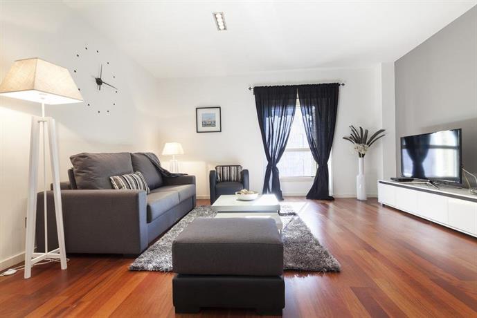 프렌들리 렌탈 플라자 카탈루냐, Friendly Rentals Plaza Catalunya