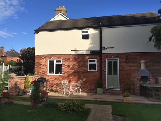 Leadenham Cottage