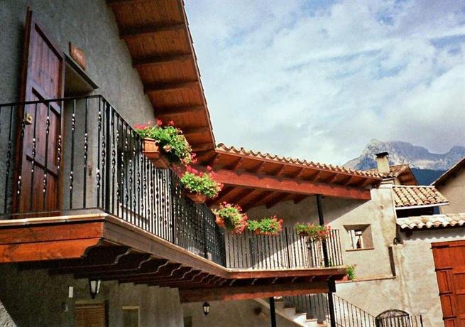 Casa Castell Cal Sintet