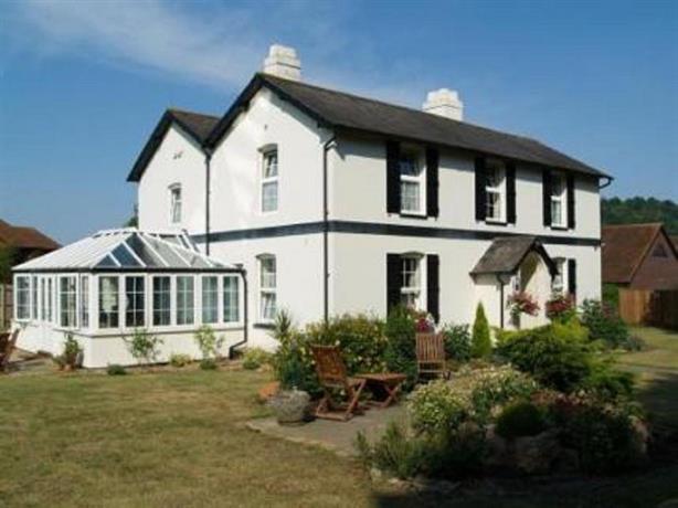Denbies Farmhouse Accommodation
