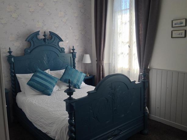 Le Petit Dragon Rouge Bed & Breakfast Miers