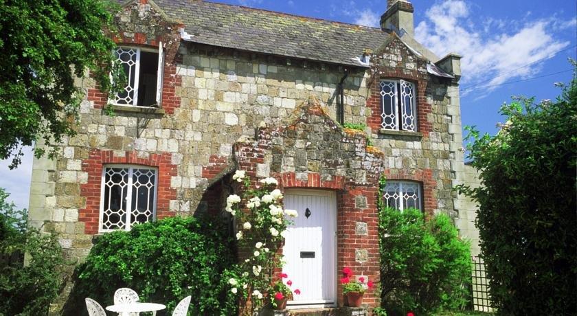 Spire Cottage