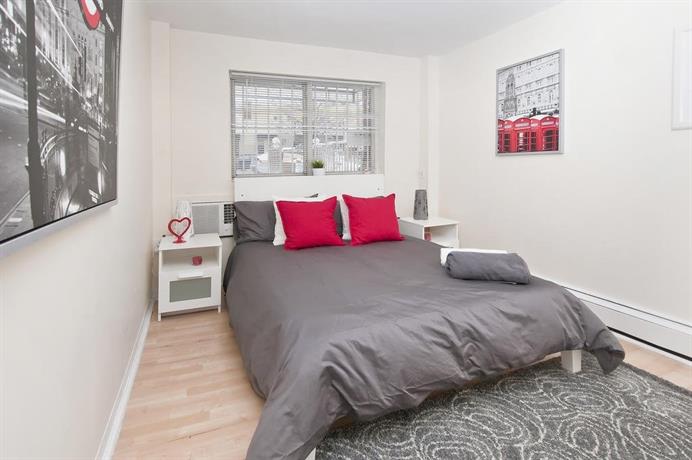 One Bedroom Apartment with Backyard - Brooklyn