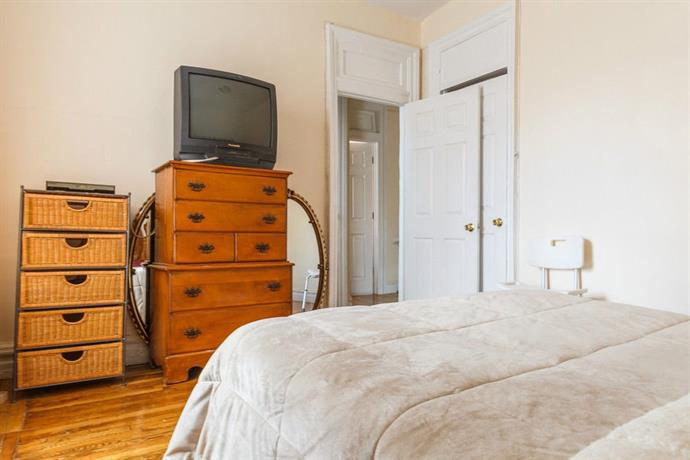 Manhattan Inwood West Side Broadway