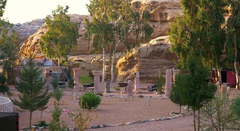 bedouin camp petra