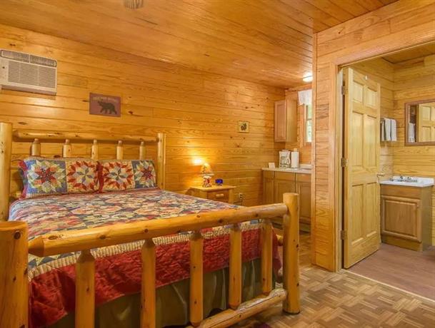 Arrow Creek Camp And Cabins Gatlinburg Compare Deals