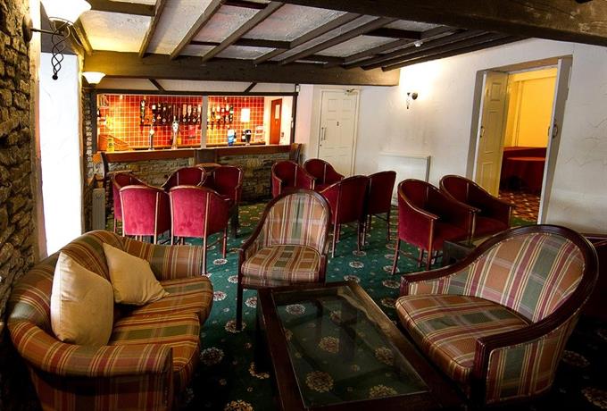 Almondsbury Interchange Hotel Compare Deals About Almondsbury Interchange Hotel