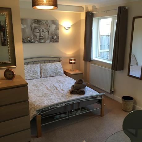 Quarters Living - Welbeck Apartment 1
