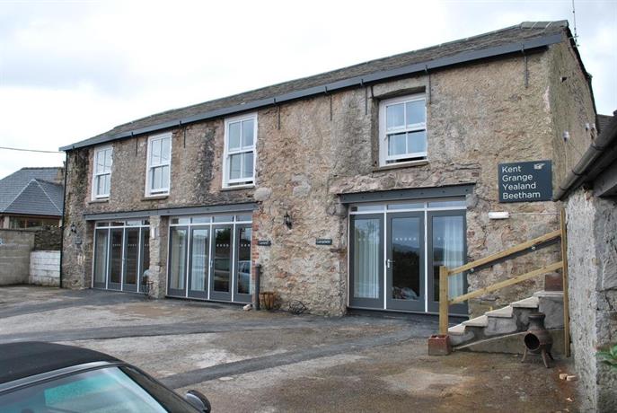 Ye Olde Fighting Cocks Hotel Arnside