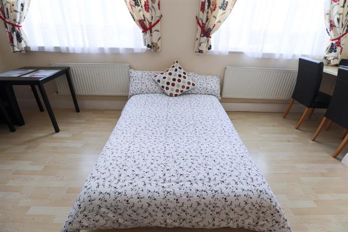 Spacious Studio In Harrow 46c