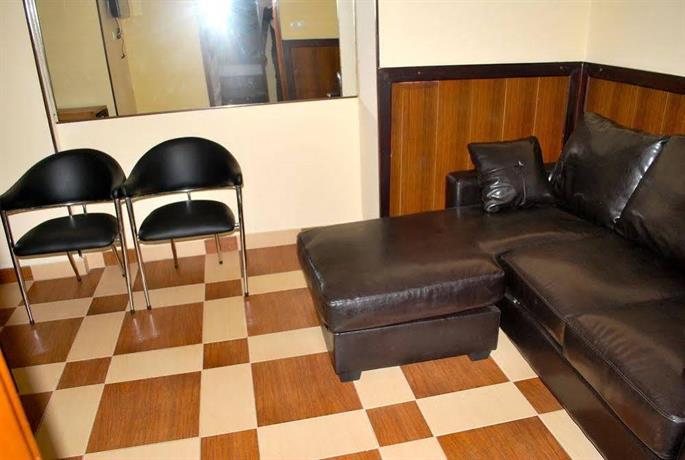 Yaahot Hotel Yaounde Compare Deals - 