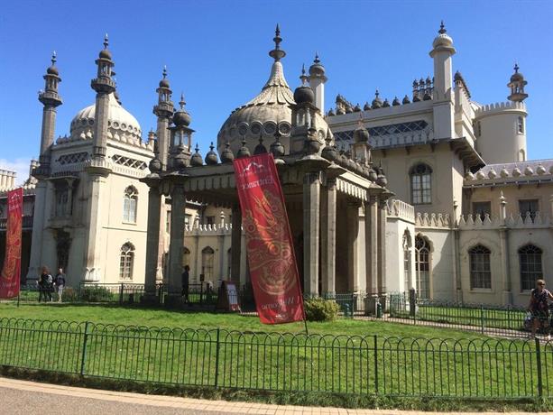 Roedean Crescent