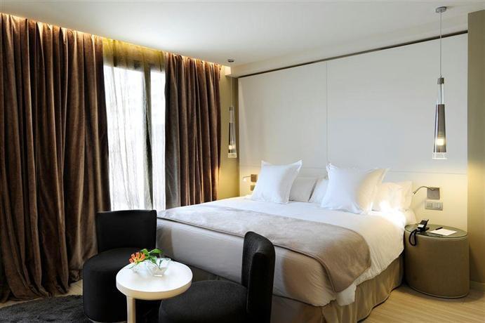 호텔 그럼스 바르셀로나, Hotel Grums Barcelona
