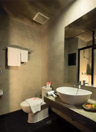 Guest Friendly Hotels in Chiang Mai - Thapae Loft Hotel