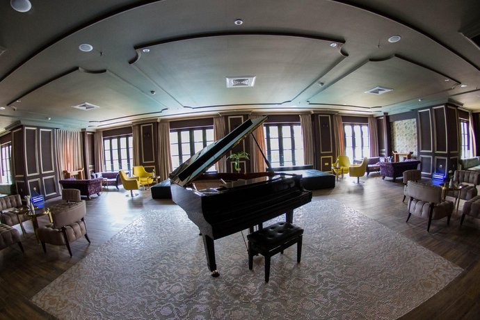 Rose Garden Hotel In Yangon Room Deals Photos  Reviews